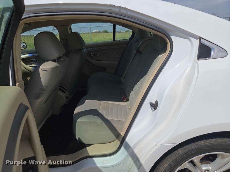 image for item EW8618 2015 Ford Taurus 