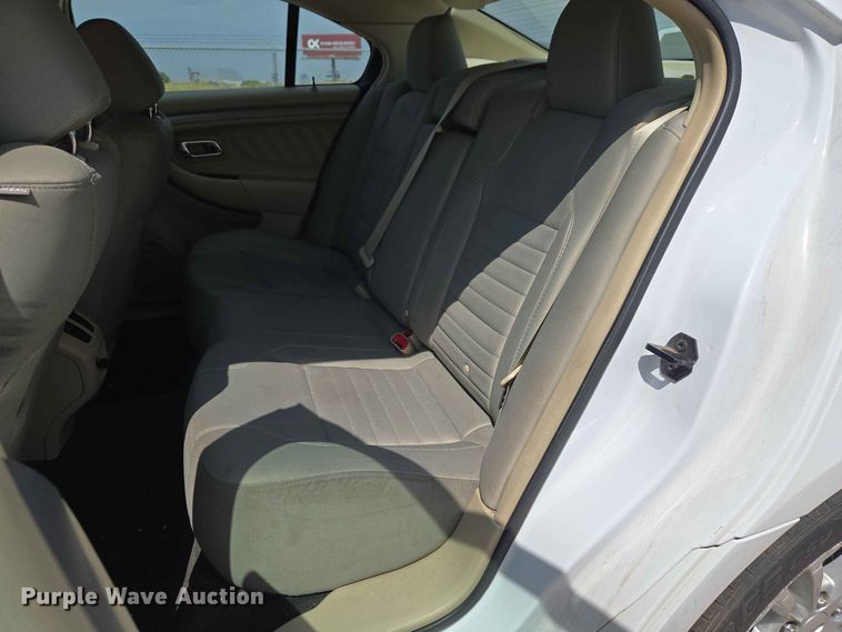 image for item EW8618 2015 Ford Taurus 