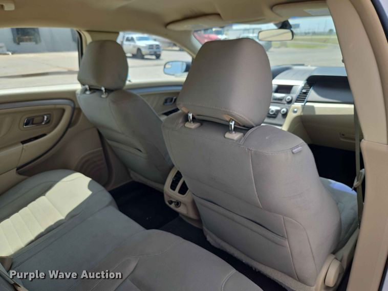 image for item EW8618 2015 Ford Taurus 