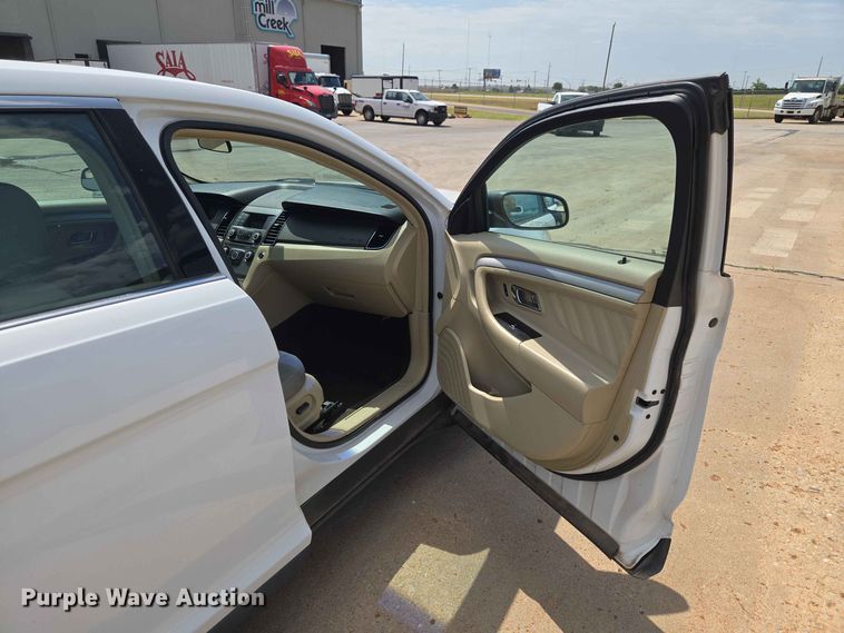 image for item EW8618 2015 Ford Taurus 