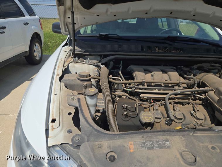 image for item EW8618 2015 Ford Taurus 