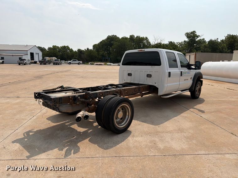 image for item EW8623 2012 Ford F550 Super Duty Crew Cab truck cab and chassis