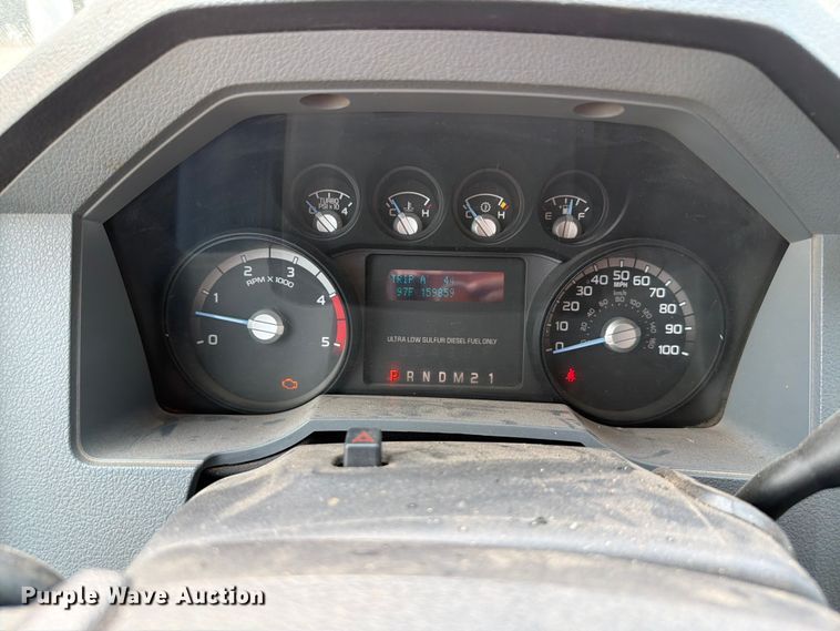 image for item EW8623 2012 Ford F550 Super Duty Crew Cab truck cab and chassis