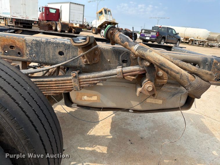 image for item EW8623 2012 Ford F550 Super Duty Crew Cab truck cab and chassis