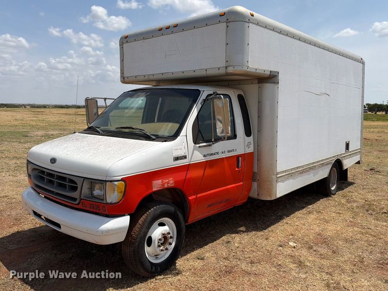 1998 Ford E350 Super Duty box truck