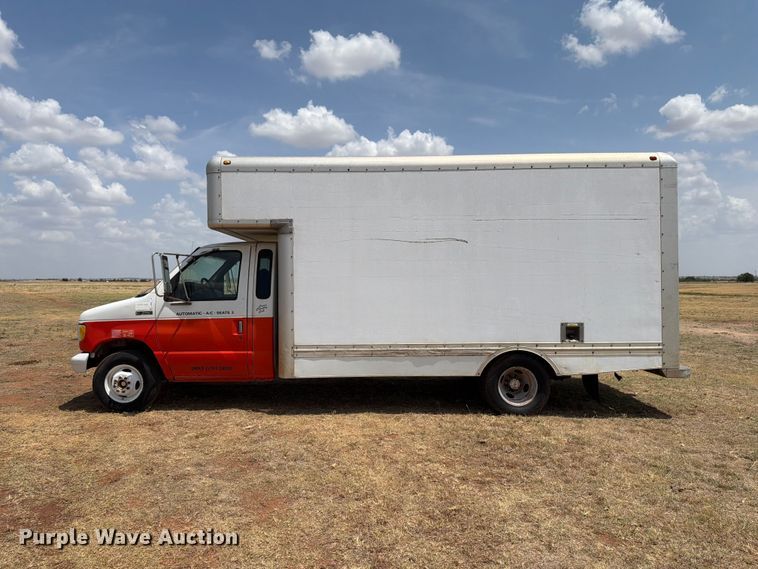 image for item EW8631 1998 Ford E350 Super Duty box truck