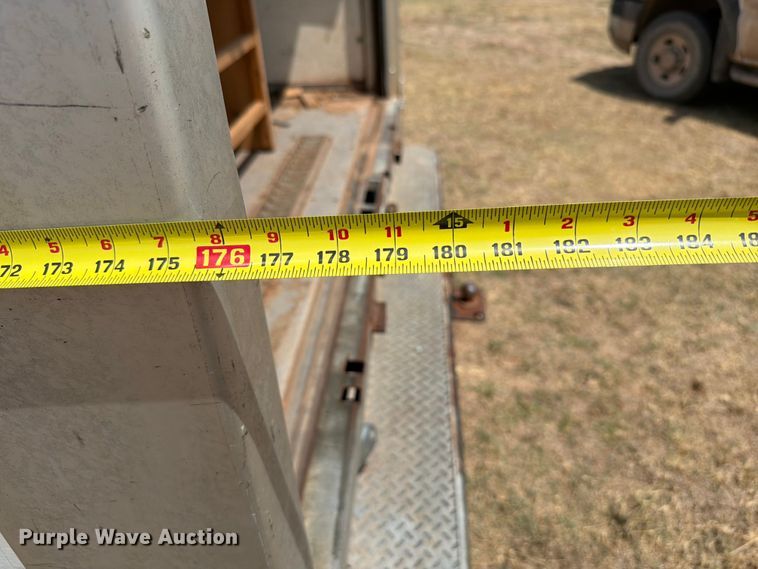 image for item EW8631 1998 Ford E350 Super Duty box truck