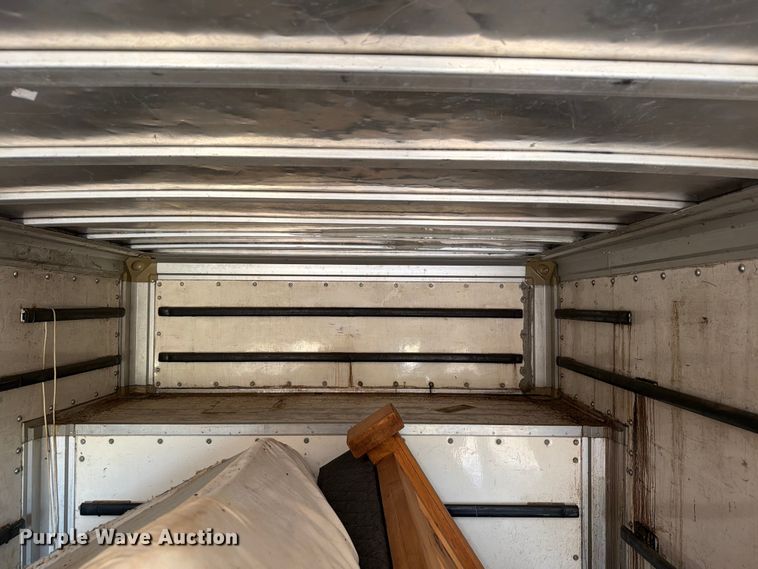 image for item EW8631 1998 Ford E350 Super Duty box truck