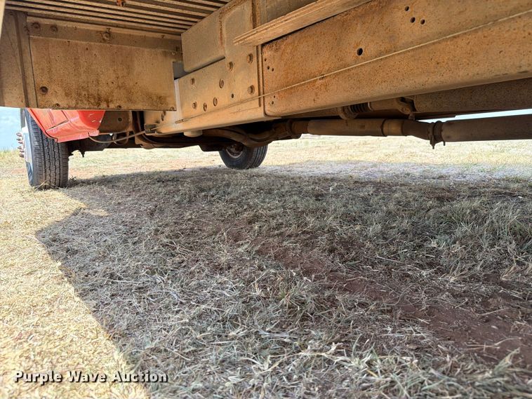 image for item EW8631 1998 Ford E350 Super Duty box truck