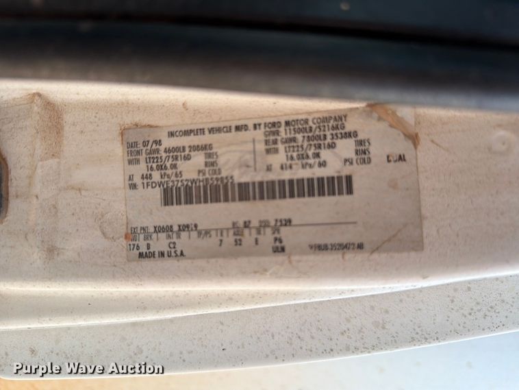 image for item EW8631 1998 Ford E350 Super Duty box truck