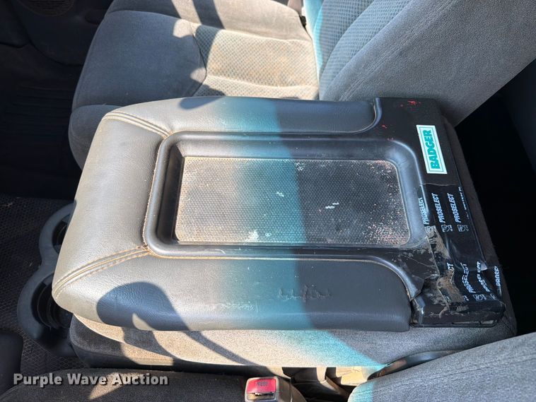image for item EX2583 2006 Chevrolet Silverado 2500HD Ext. Cab pickup truck