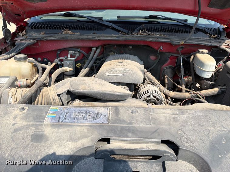 image for item EX2583 2006 Chevrolet Silverado 2500HD Ext. Cab pickup truck