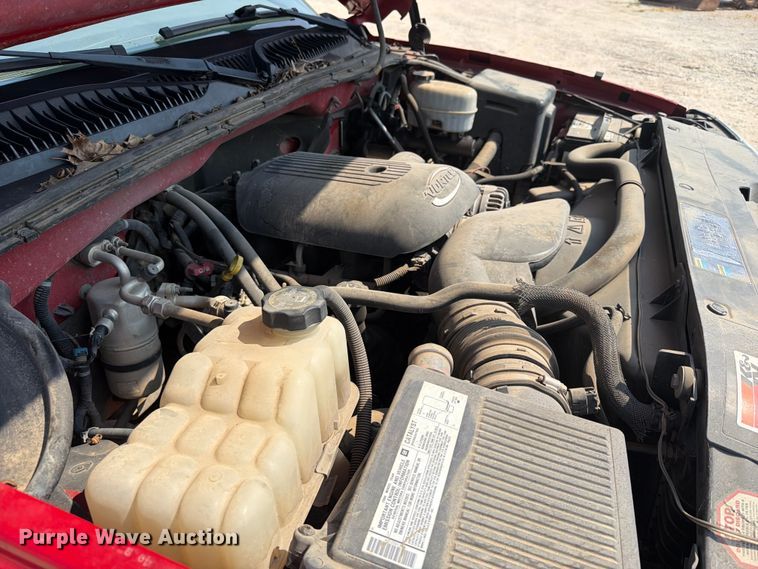 image for item EX2583 2006 Chevrolet Silverado 2500HD Ext. Cab pickup truck