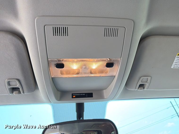 image for item EX2584 2013 Chevrolet Silverado 1500 Crew Cab pickup truck
