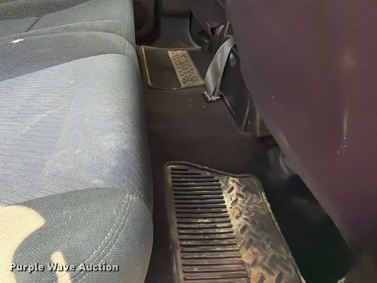 image for item EX2584 2013 Chevrolet Silverado 1500 Crew Cab pickup truck