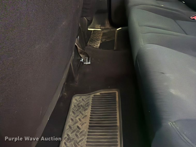 image for item EX2584 2013 Chevrolet Silverado 1500 Crew Cab pickup truck