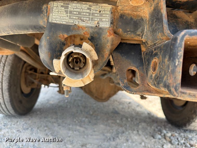 image for item EX2586 2005 Chevrolet Silverado 2500HD pickup truck