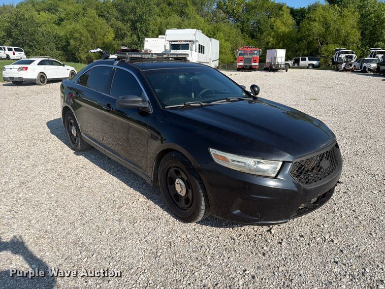 image for item EX4047 2013 Ford Taurus Police Interceptor 