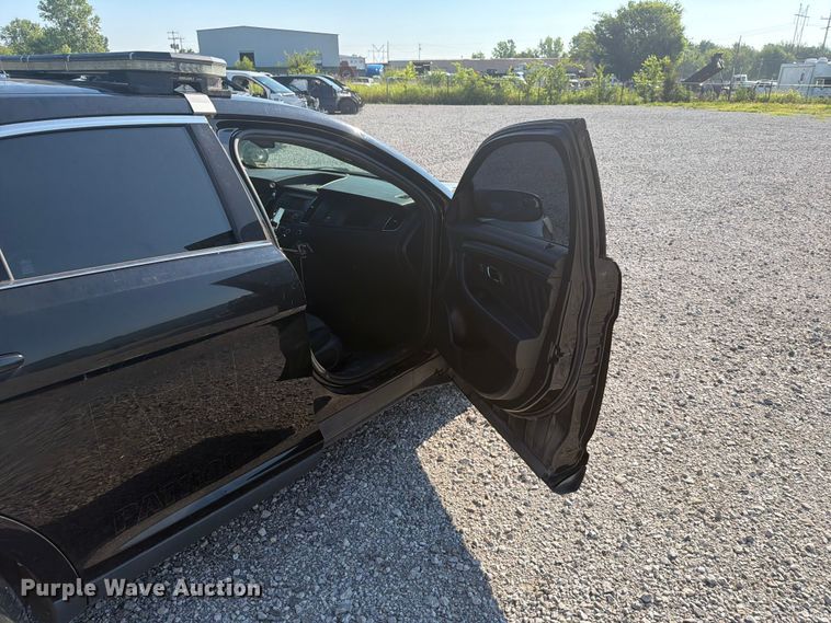 image for item EX4047 2013 Ford Taurus Police Interceptor 