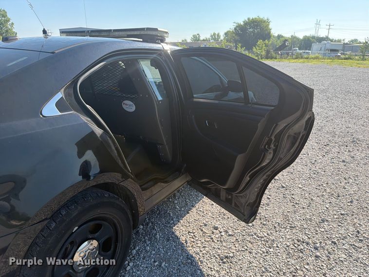 image for item EX4047 2013 Ford Taurus Police Interceptor 