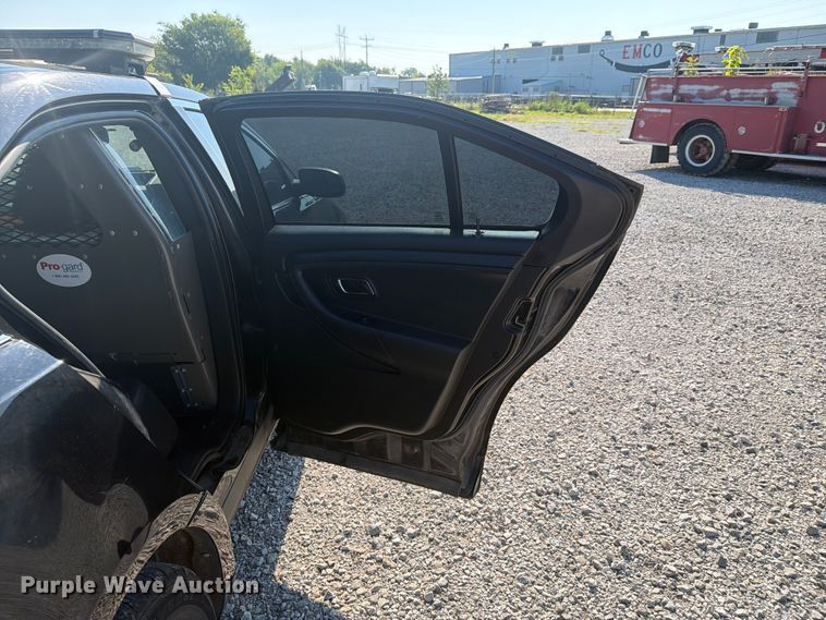 image for item EX4047 2013 Ford Taurus Police Interceptor 