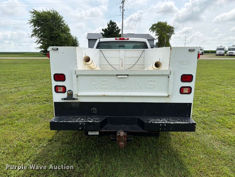 image for item EX4562 2010 Chevrolet Silverado 3500HD utility bed pickup truck