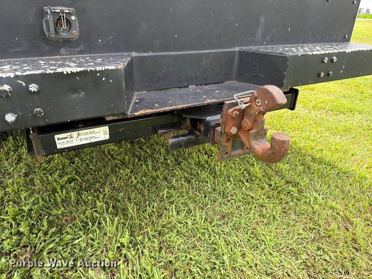 image for item EX4562 2010 Chevrolet Silverado 3500HD utility bed pickup truck