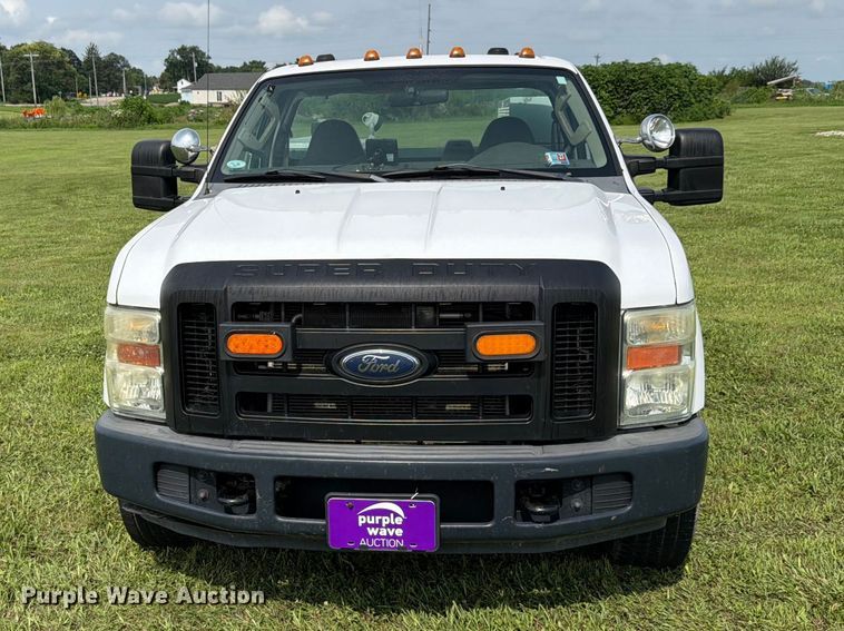 image for item EX4563 2008 Ford F350 Super Duty utility bed pickup truck