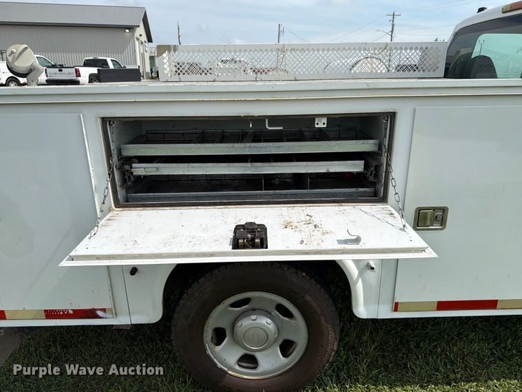 image for item EX4563 2008 Ford F350 Super Duty utility bed pickup truck