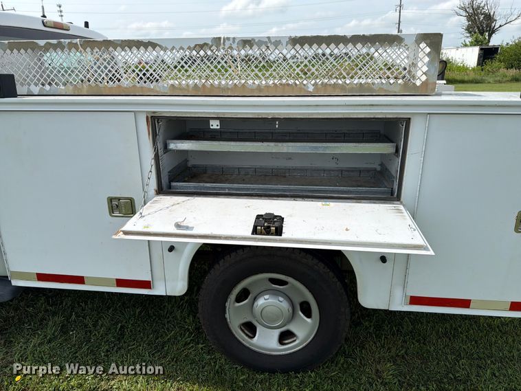 image for item EX4563 2008 Ford F350 Super Duty utility bed pickup truck