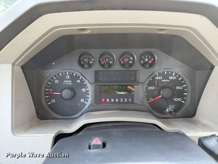 image for item EX4563 2008 Ford F350 Super Duty utility bed pickup truck