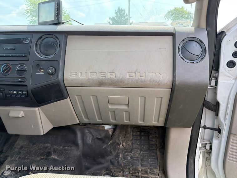 image for item EX4563 2008 Ford F350 Super Duty utility bed pickup truck