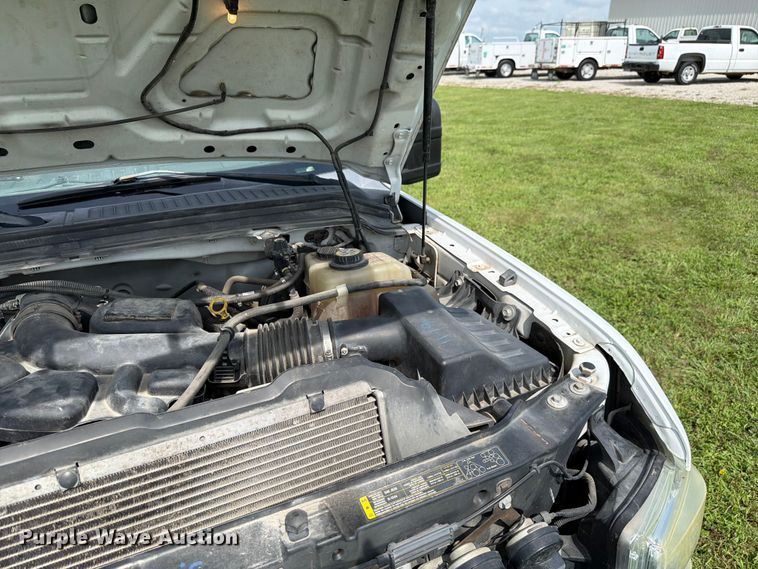 image for item EX4563 2008 Ford F350 Super Duty utility bed pickup truck