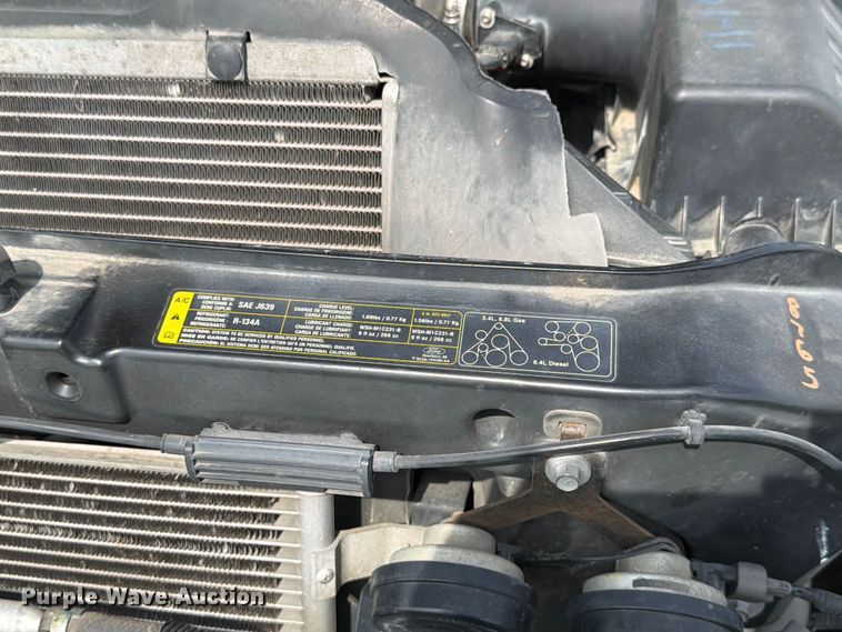 image for item EX4563 2008 Ford F350 Super Duty utility bed pickup truck