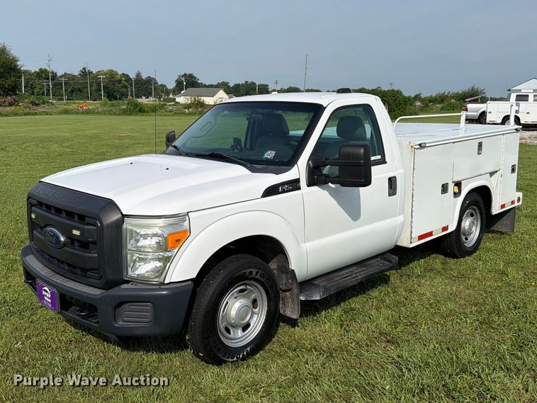 2012 Ford F250 utility bed pickup truck