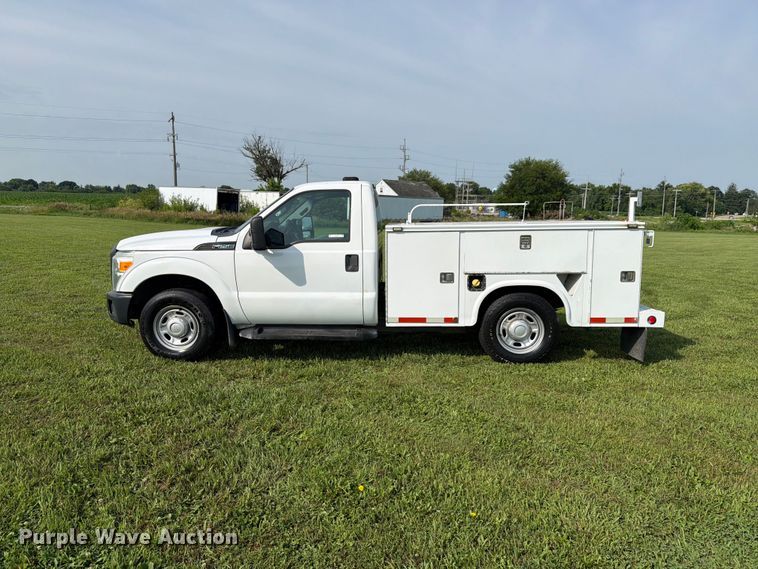 image for item EX4566 2012 Ford F250 utility bed pickup truck