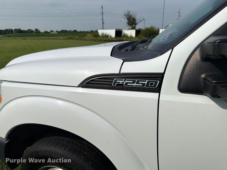 image for item EX4566 2012 Ford F250 utility bed pickup truck