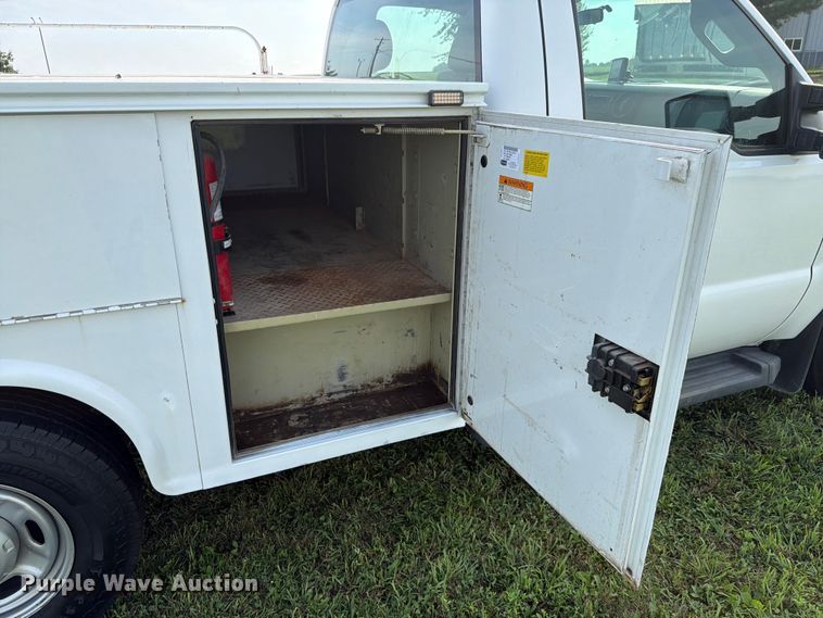 image for item EX4566 2012 Ford F250 utility bed pickup truck