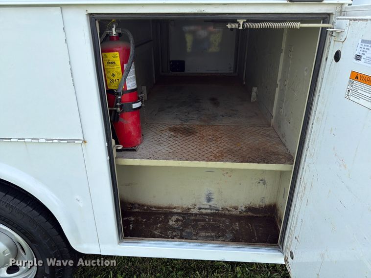 image for item EX4566 2012 Ford F250 utility bed pickup truck