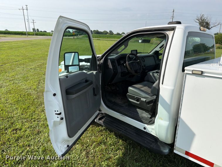 image for item EX4566 2012 Ford F250 utility bed pickup truck