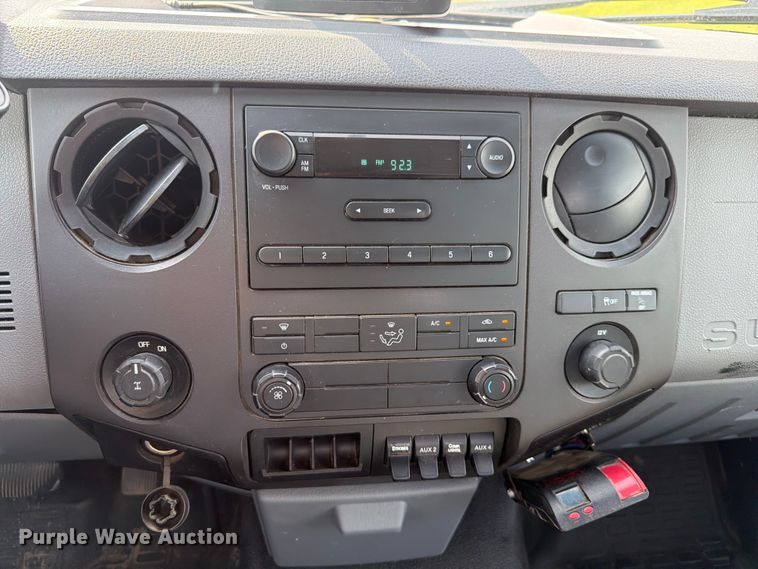 image for item EX4566 2012 Ford F250 utility bed pickup truck