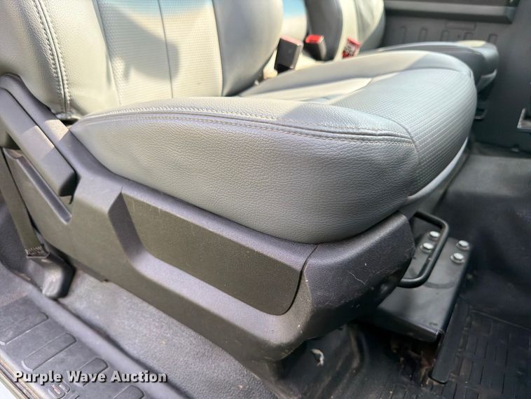 image for item EX4566 2012 Ford F250 utility bed pickup truck