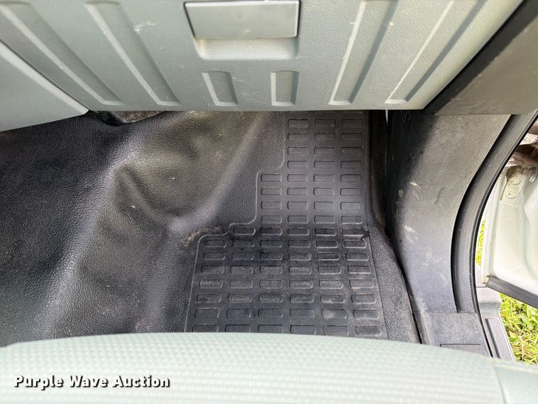 image for item EX4566 2012 Ford F250 utility bed pickup truck