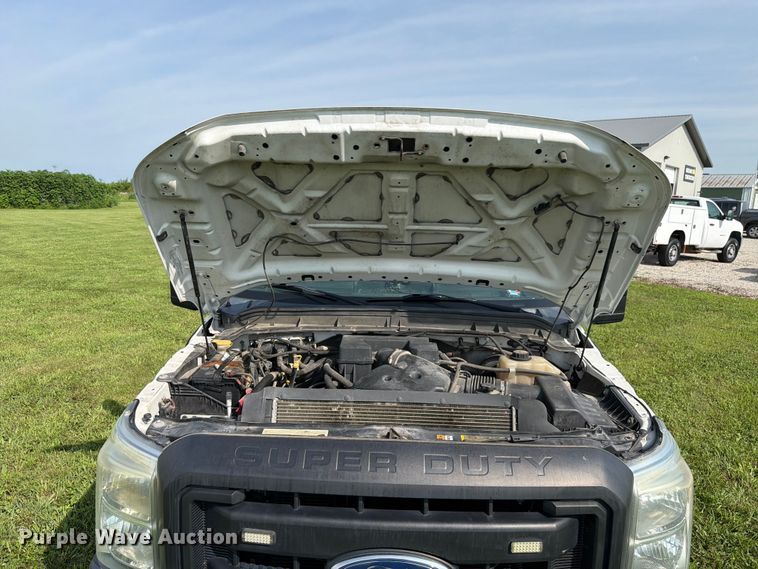 image for item EX4566 2012 Ford F250 utility bed pickup truck