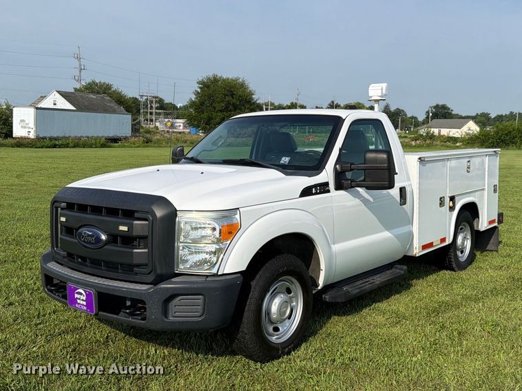 2012 Ford F250 Super Duty utility bed pickup truck