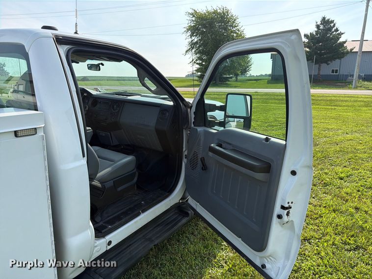 image for item EX4567 2012 Ford F250 Super Duty utility bed pickup truck
