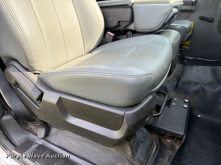 image for item EX4567 2012 Ford F250 Super Duty utility bed pickup truck