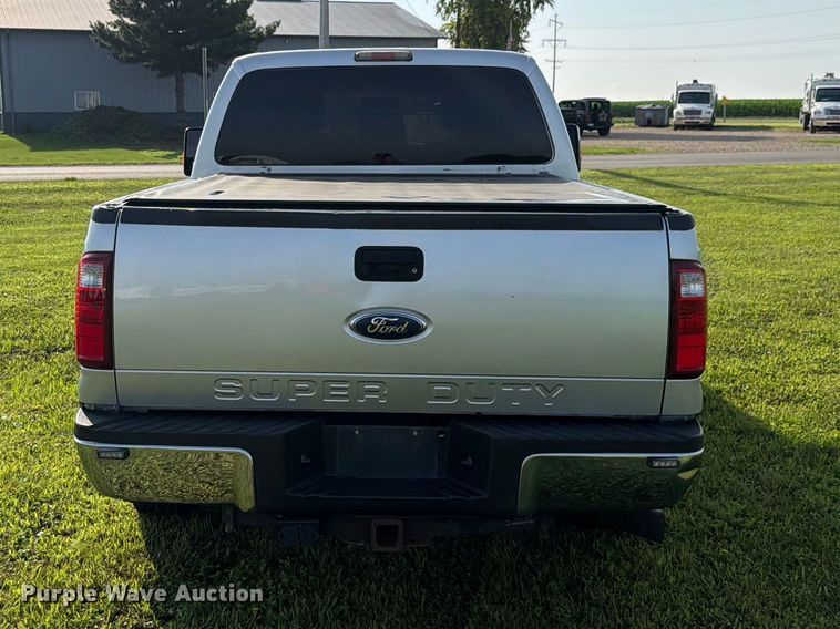 image for item EX4568 2011 Ford F250 Super Duty Crew Cab pickup truck