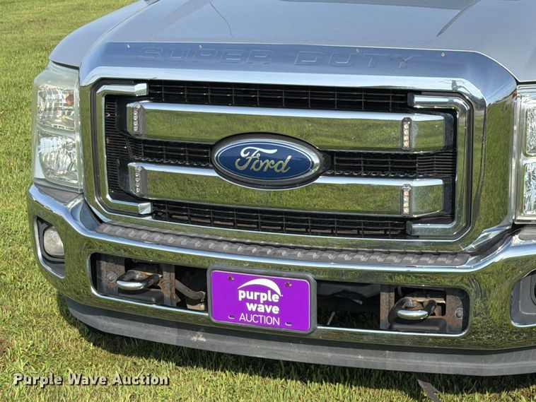 image for item EX4568 2011 Ford F250 Super Duty Crew Cab pickup truck