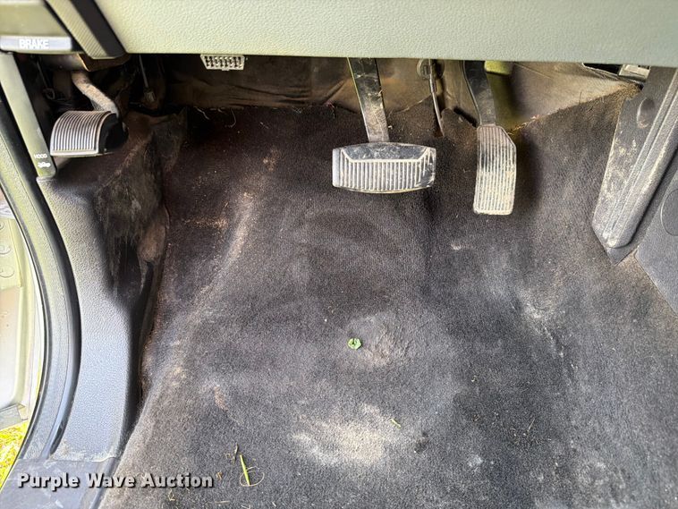 image for item EX4568 2011 Ford F250 Super Duty Crew Cab pickup truck